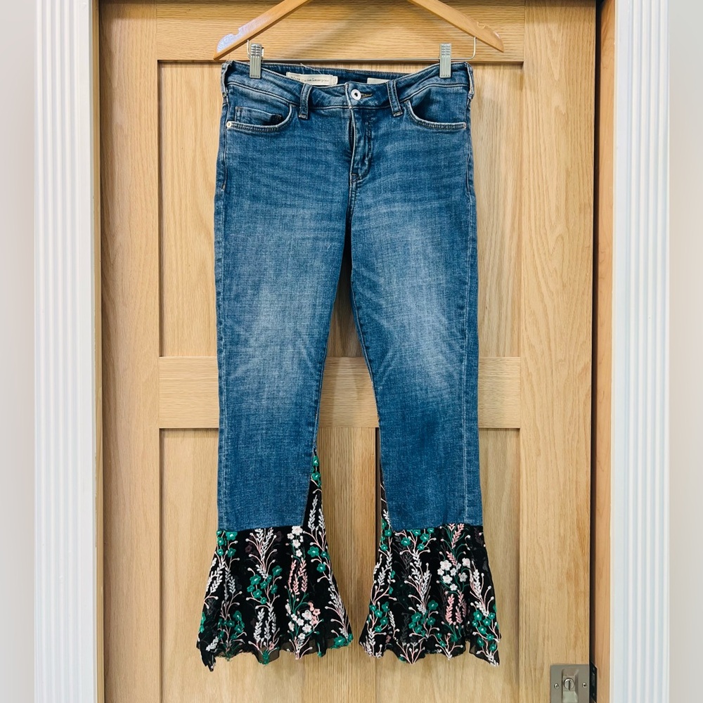 Pilcro Embroidered Flare Women Jeans size 26
